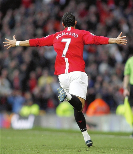 斯佩齐亚击 斯佩齐亚击